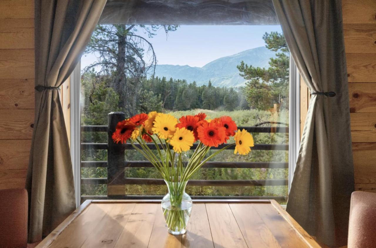 Summit Mountain Lodge And Steakhouse East Glacier Park Village Zewnętrze zdjęcie