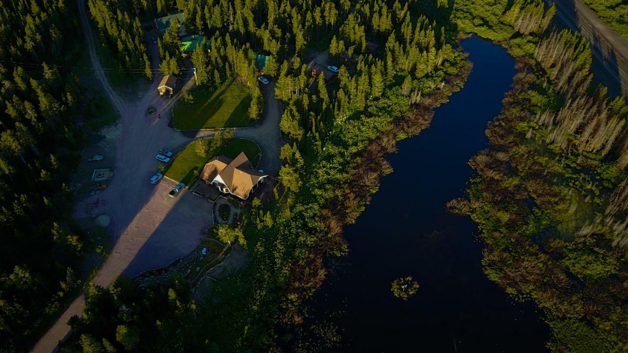 Summit Mountain Lodge And Steakhouse East Glacier Park Village Zewnętrze zdjęcie